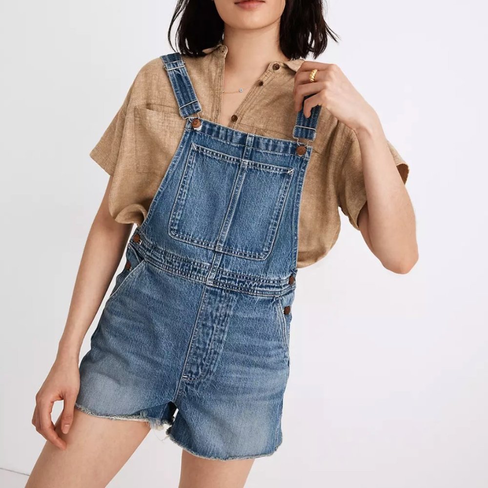 Madewell Adirondack Short Overalls in Wrightwood Wash
